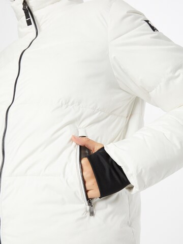 Veste de sport KILLTEC en blanc