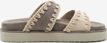 MOU Slippers in Beige