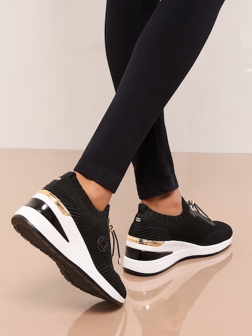 juoda Lipsy Sportbačiai be auliuko