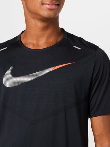 NIKE Sportshirt 'Rise 365' in Schwarz