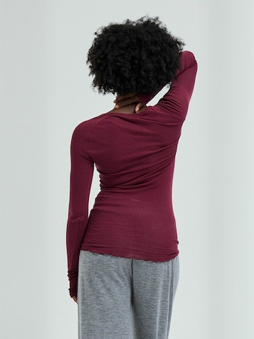 Tricou de la Seamless Basic pe roșu