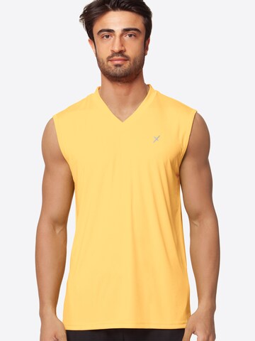 cflex Performance Shirt in Yellow: front