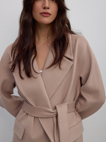 Estro Vinterkappa '465' i beige