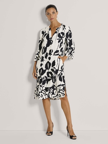 Robe MADELEINE en blanc : devant