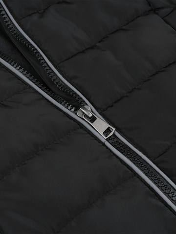 YOUTHUP Winter Jacket in Black