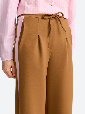 Rich & Royal Wide Leg Bukser med lægfolder i brun