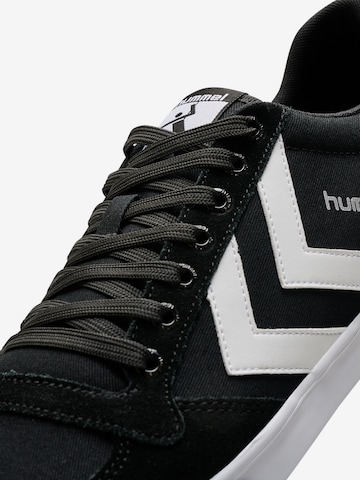 Hummel Кроссовки на платформе 'Slimmer Stadil' в Черный