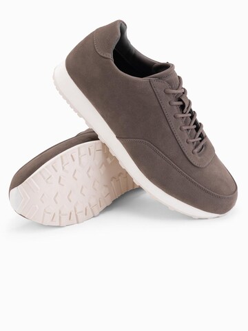 Ombre Sneakers in Brown