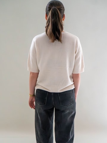 WEARABLE STORIES Trui 'Rune' in Beige
