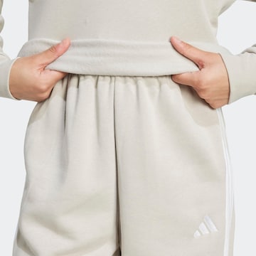 ADIDAS SPORTSWEAR Sportsweatshirt in Grau