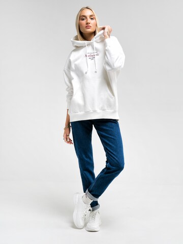 BIG STAR Sweatshirt 'Gladdena' in Wit