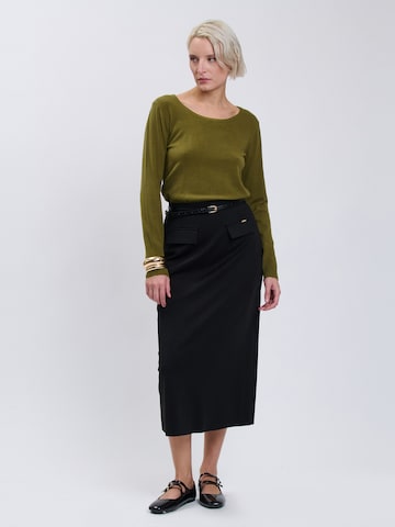 Influencer Sweater in Green