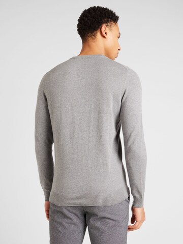 Pull-over Lyle & Scott en gris