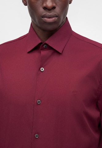 Calvin Klein Slim Fit Forretningsskjorte 'ESSENTIALS' i rød: forside