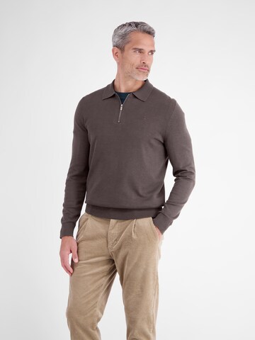 T-Shirt LERROS en marron : devant