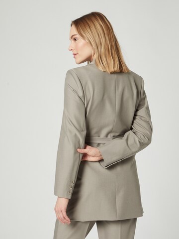 Guido Maria Kretschmer Women Blazer 'Elenia' in Beige