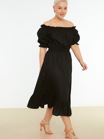 Trendyol Curve - Vestido en negro