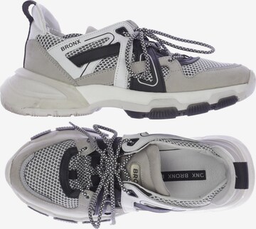 BRONX Sneakers & Trainers in 39 in Grey: front