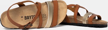 Bayton Strap sandal 'Gerone' in Brown