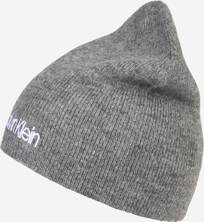 Calvin Klein Müts hall, Tootevaade