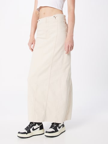 TOPSHOP Skirt in White: front