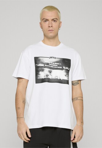 T-Shirt 'Restriction' Unfair Athletics en blanc : devant