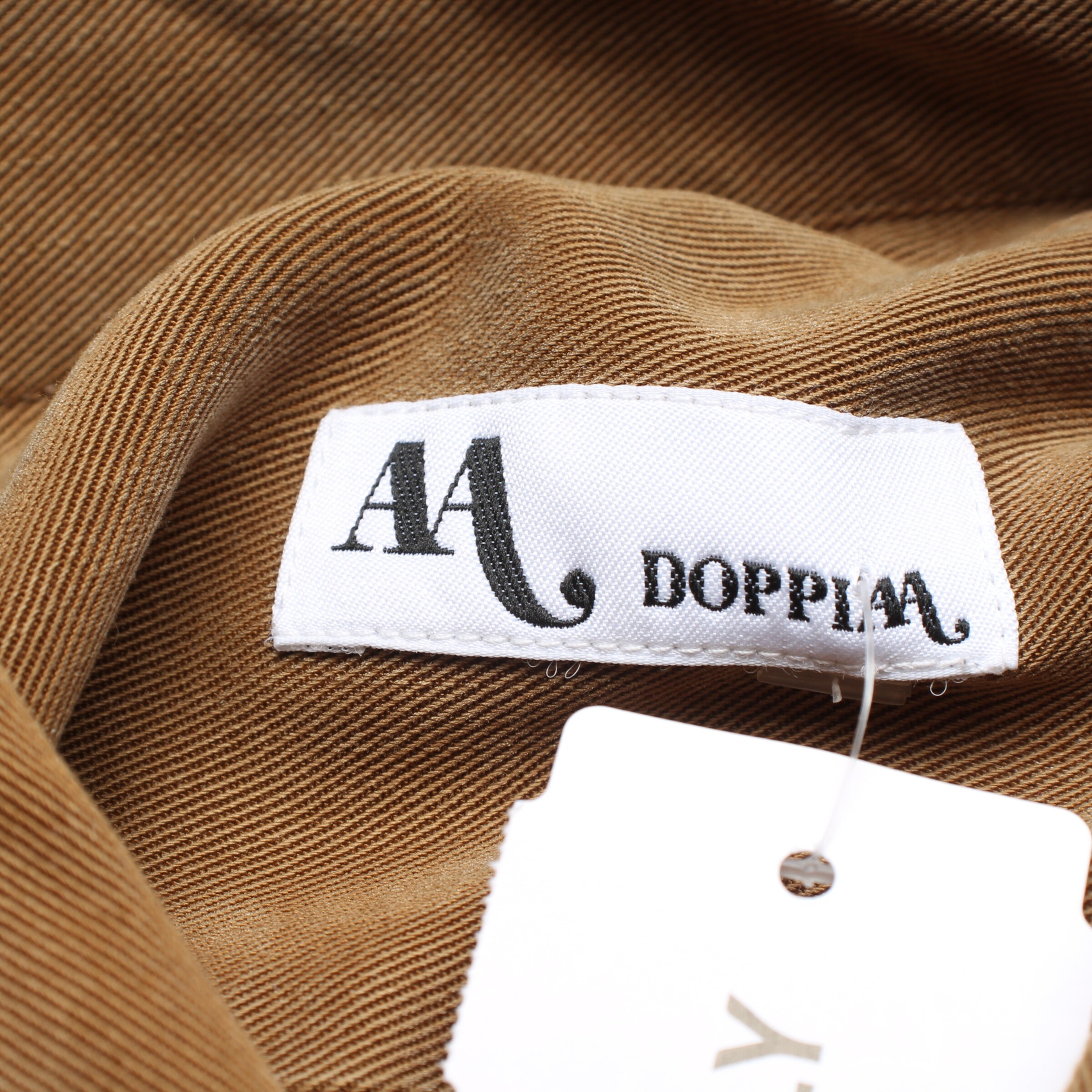 Doppiaa Button Up Shirt in M in Brown