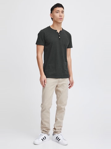 T-Shirt 'Volker' !Solid en gris