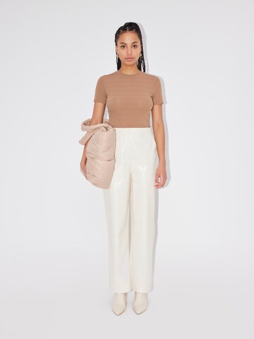 Regular Pantalon 'Ella' LeGer by Lena Gercke en blanc