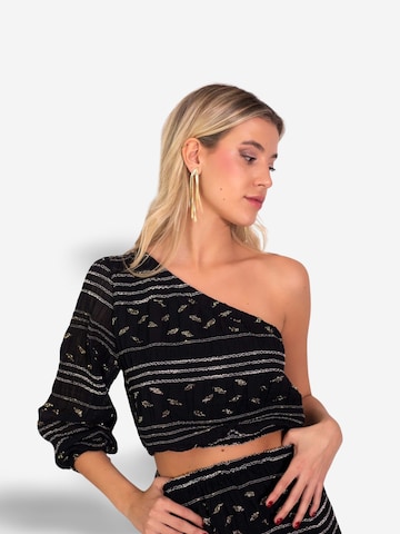THE-ARE Shirt in Schwarz: Vorderseite
