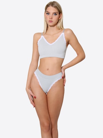 String Yenita en gris : devant
