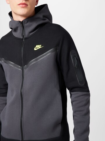 Nike Sportswear Bluza rozpinana 'Tech Fleece' w kolorze szary