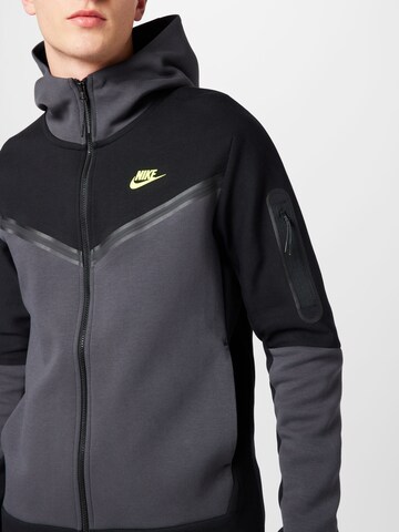 pelēks Nike Sportswear Sportiska jaka