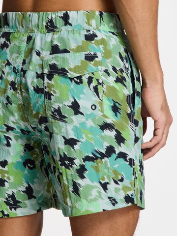 Shiwi Badshorts 'Nick' i grön