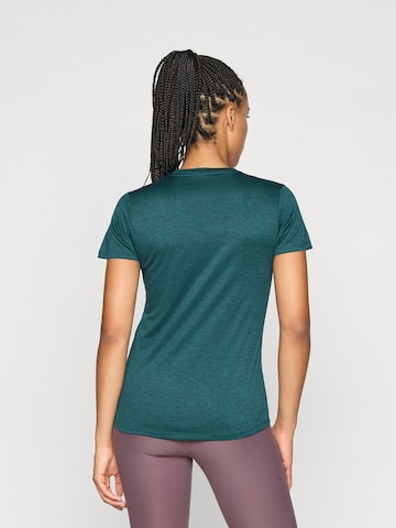 Maglia funzionale 'TAD ESSENTIAL' di PUMA in verde