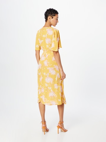Robe 'Duffy' ABOUT YOU en jaune