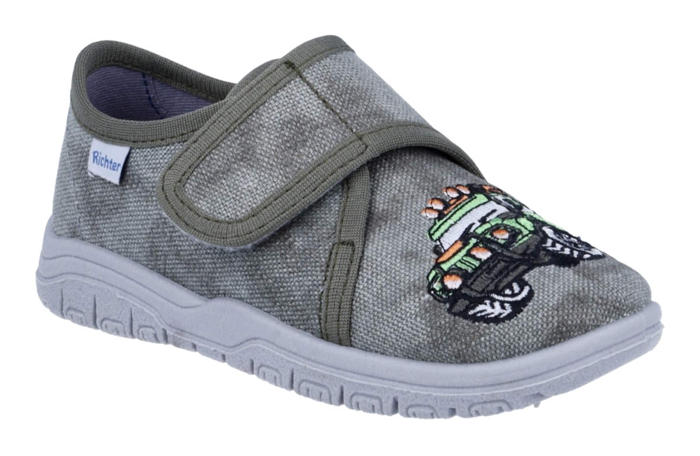 Richter Schuhe Slippers in Green: front