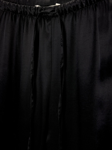 Wide Leg Pantalon Pull&Bear en noir