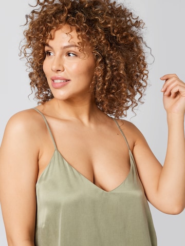 Guido Maria Kretschmer Curvy Top 'Stella' – zelená
