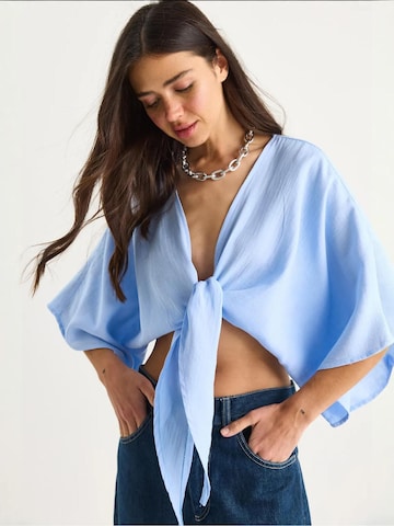 Bianco Lucci - Blusa em azul