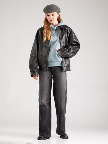LEVI'S ® Sweatshirt i blå