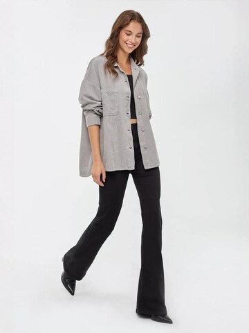 Hiccup - Casaco meia-estação em cinzento