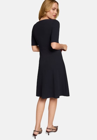 Abito di zero in blu