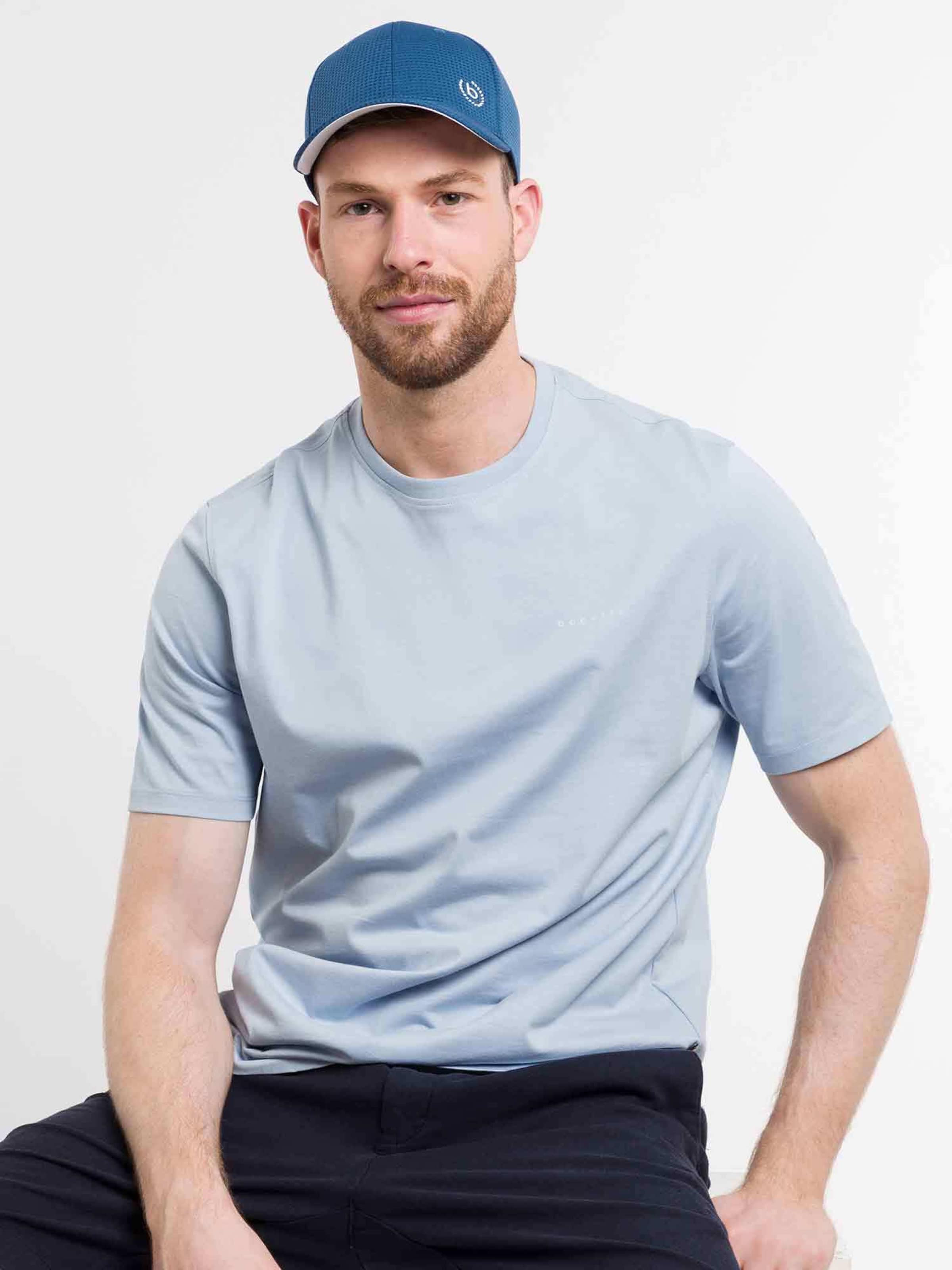 bugatti Cap in Blue: front