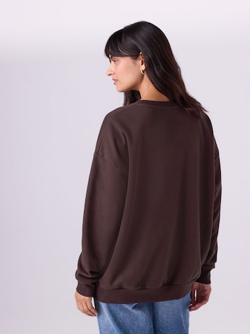 Felpa 'Mini Me' di Next in marrone