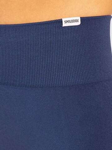 Smilodox Slimfit Sportbroek 'Amaze Scrunch' in Blauw