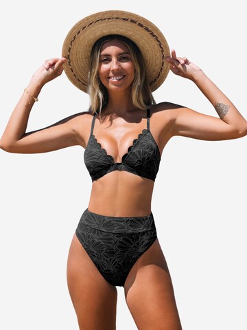 Cupshe Bikini in Black: front
