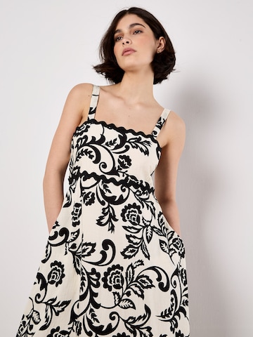 Apricot Dress in Beige
