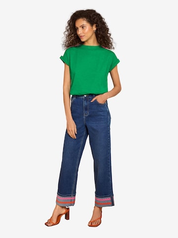 Maglietta di love & roses in verde: frontale