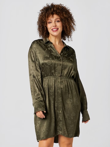 A LOT LESS - Vestido camisero 'Mona' en verde